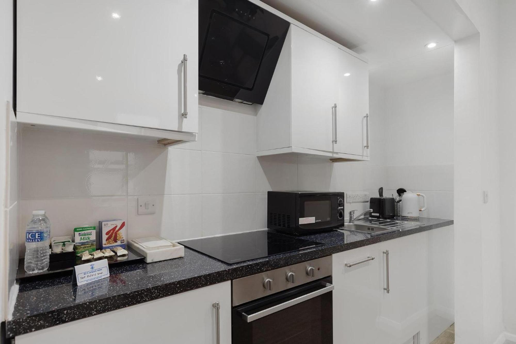 Central And Modern One Bedroom Flat อ็อกซ์ฟอร์ด ภายนอก รูปภาพ